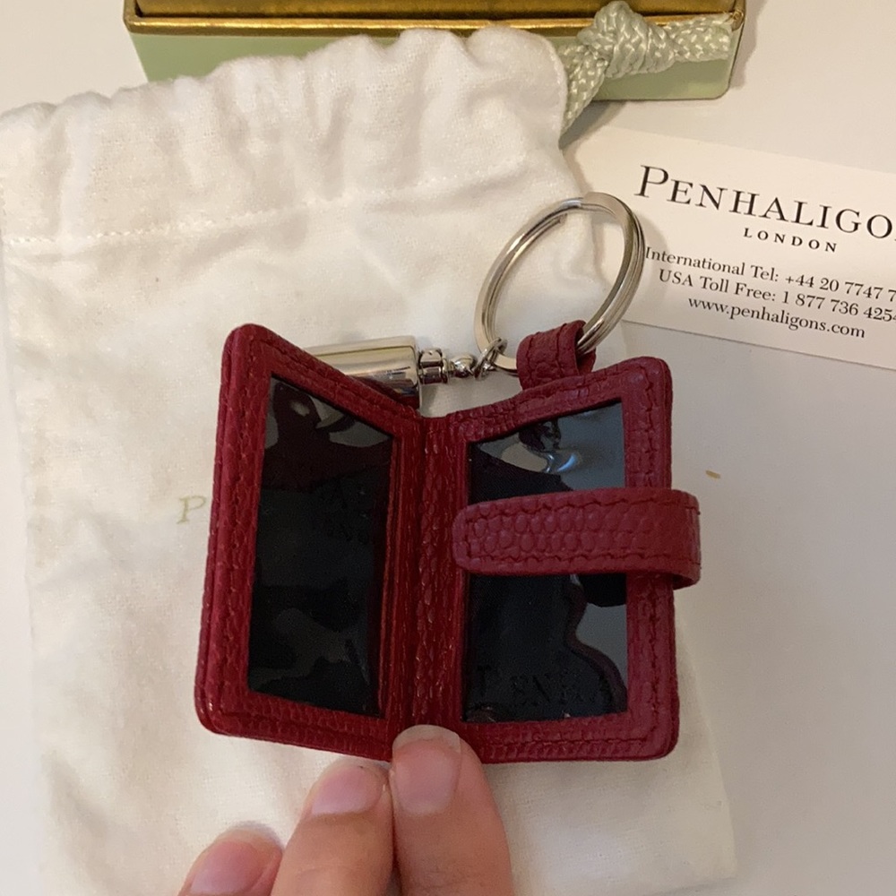 Nwot Penhaligon’s Mini Keychain - image 3